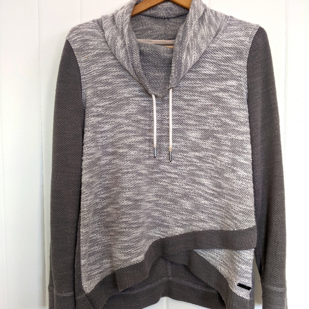 Calvin Klein stylish sweatshirt/sweater